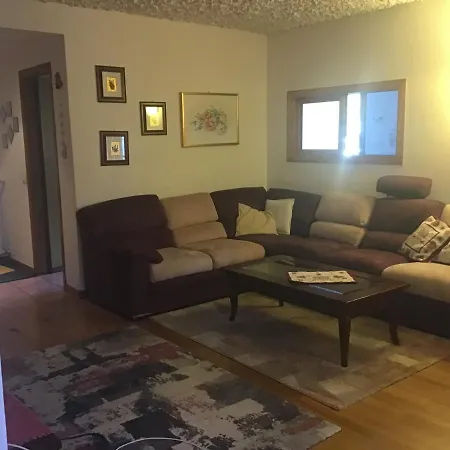 Piazzagemelliholiday Apartamento *